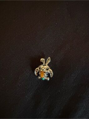 Pandora Silver stitch Bunny Charm with Orange Carrot and Green Tip